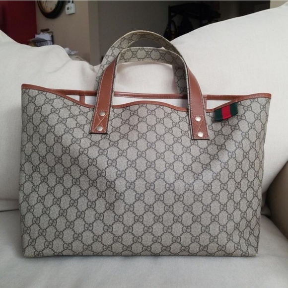Gucci Handbags - Gucci shopper tote